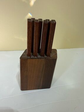 Vernon Hi-carbon Stainless Steel Steak Knife set Wooden Block set of 8